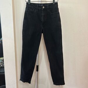 hollister ultra high rise mom jeans, size 24S, color: washed black